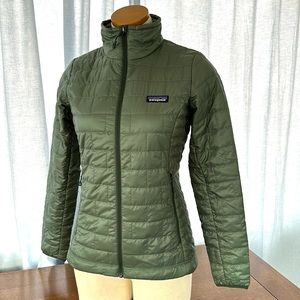 Patagonia Women’s Nano Puff Jacket- XS- Hemlock Green- NEW $229